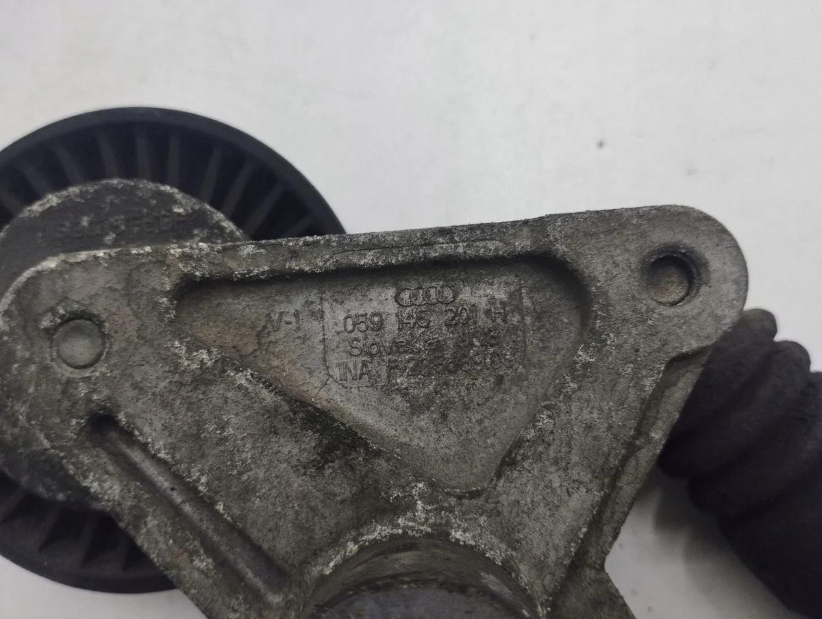 Porsche Cayenne 92A Riemenspanner 059145201 image 5