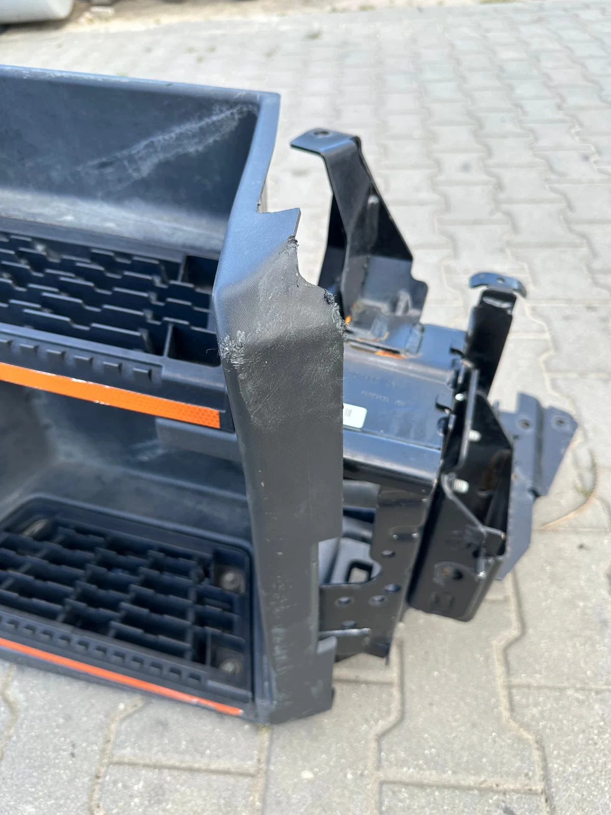 Complete rechter trede Renault Gama T image 4