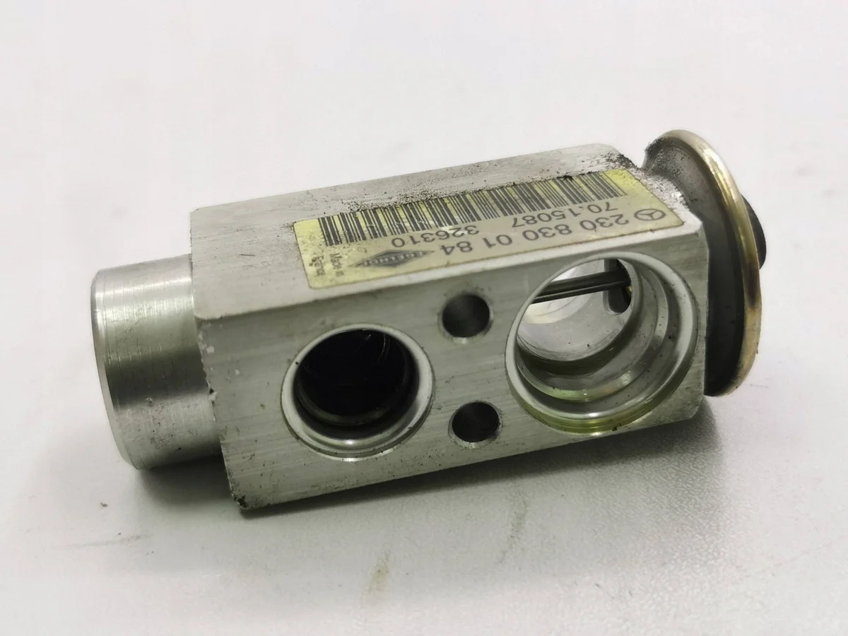 Mercedes C W204 2008 Expansionsventil AC image 3