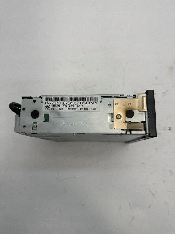 VW Phaeton CD Changer 3D0035110B Used image 5