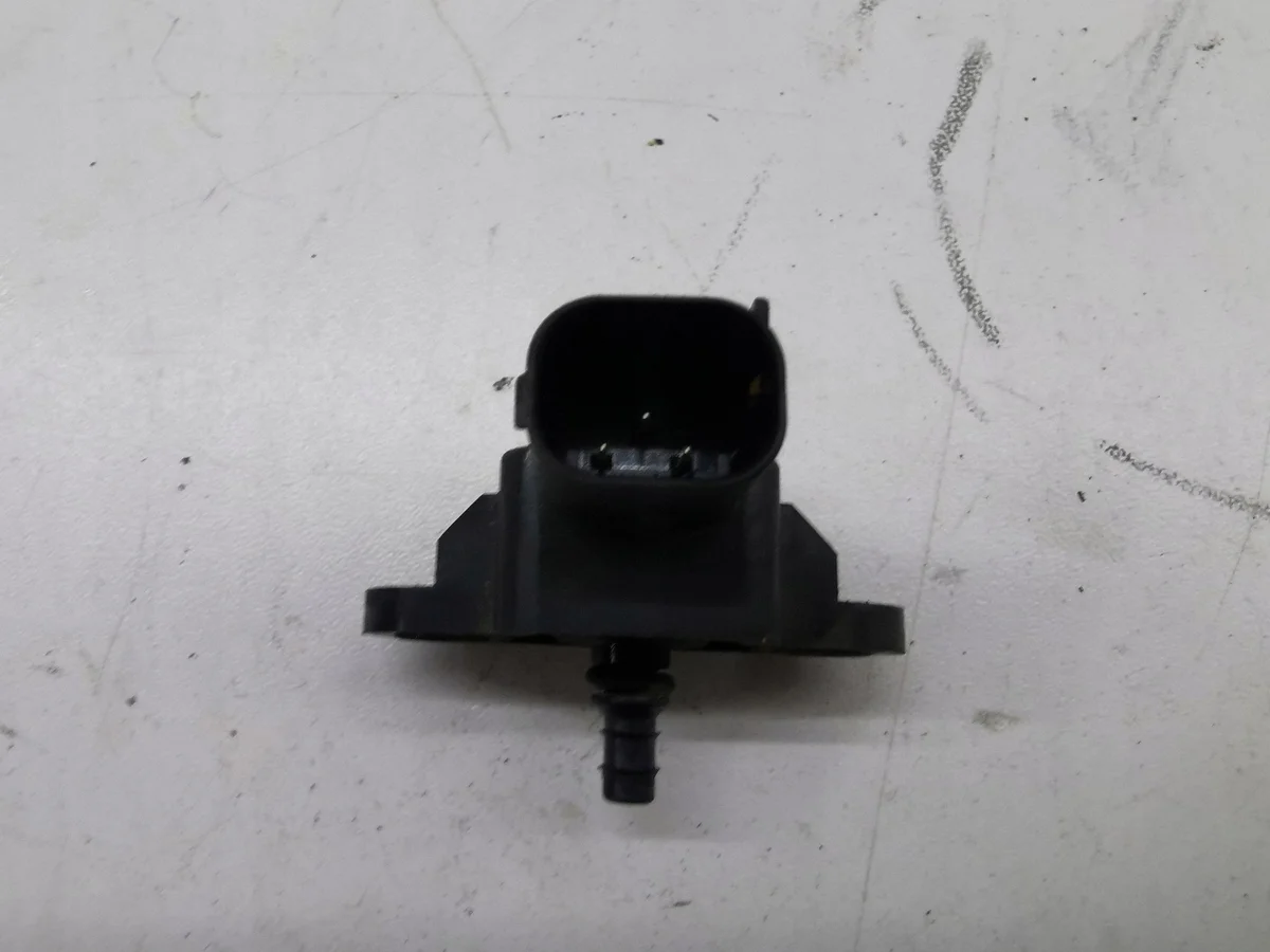Capteur Pression Collecteur Mercedes A0051535028 image 6