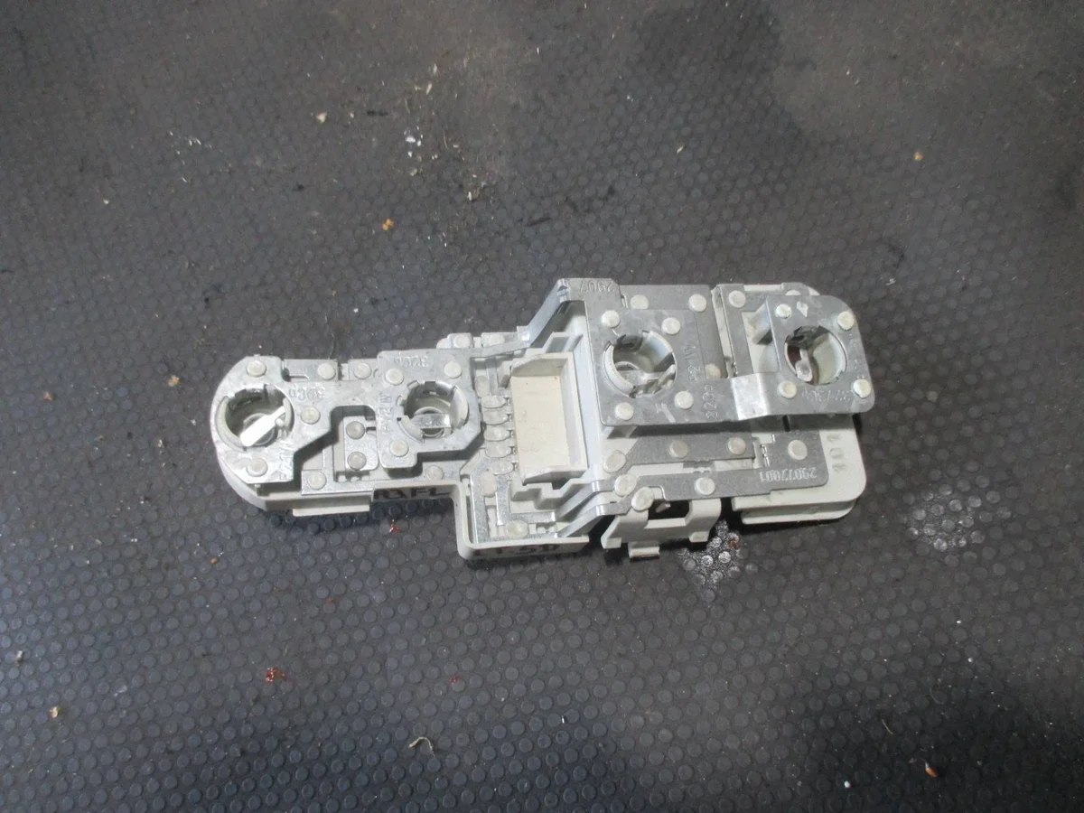 Baklykta Vänster Audi A3 S3 8L FL AIC10711