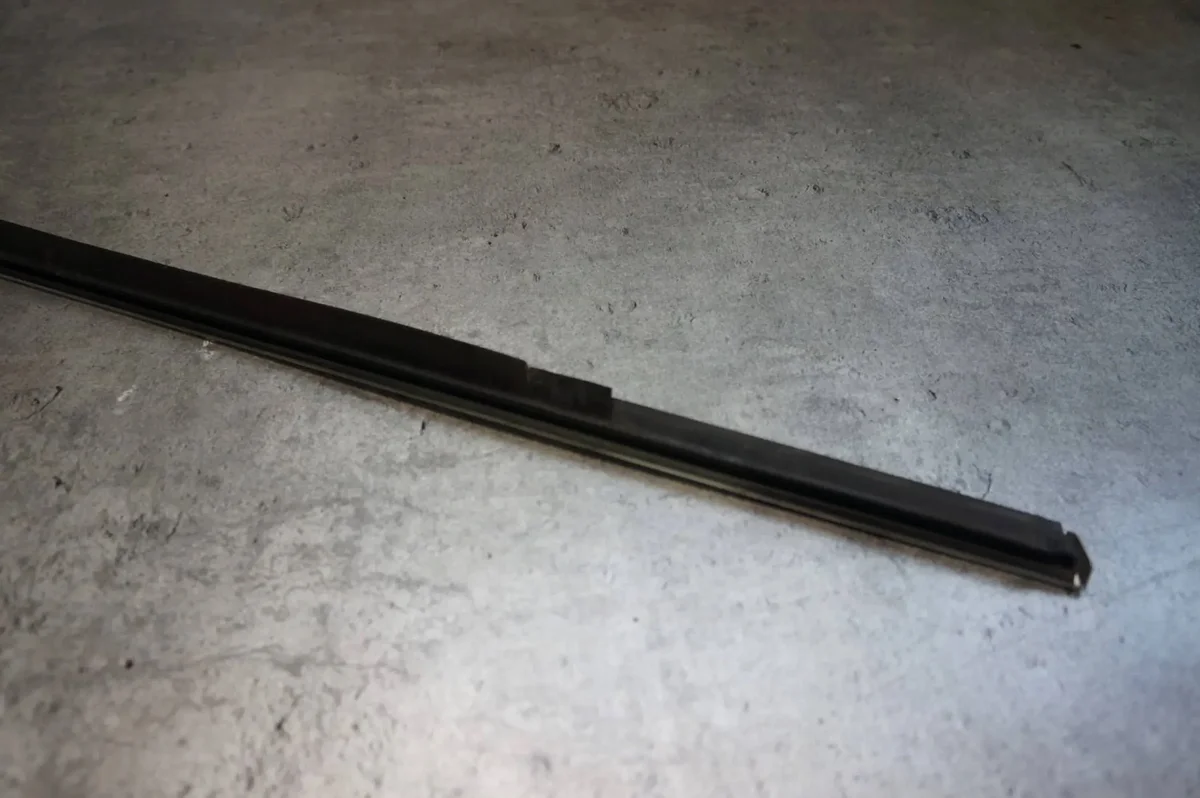 Moldura Vidro Volvo V40 II Cromada Esquerda image 5