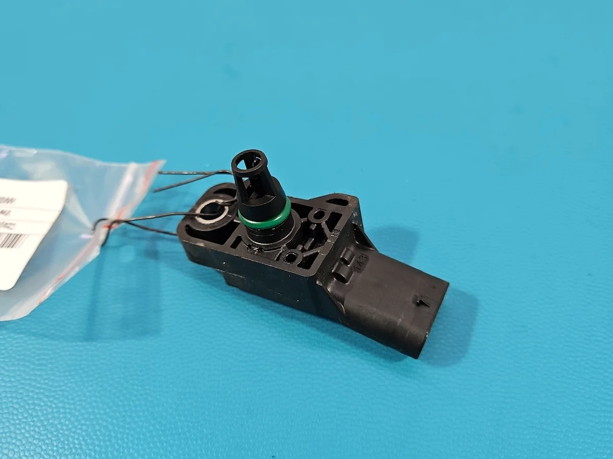 MAP Sensor VW T-ROC 0261230537 gebraucht