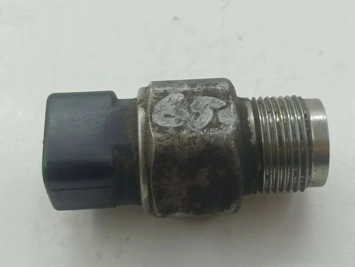 Toyota Avensis T250 2004 Sensor Pressão Combustível image 3