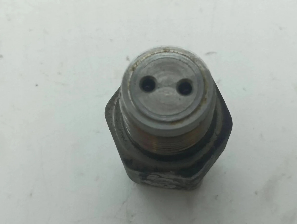 Toyota Avensis T250 2004 Sensor Pressão Combustível image 5
