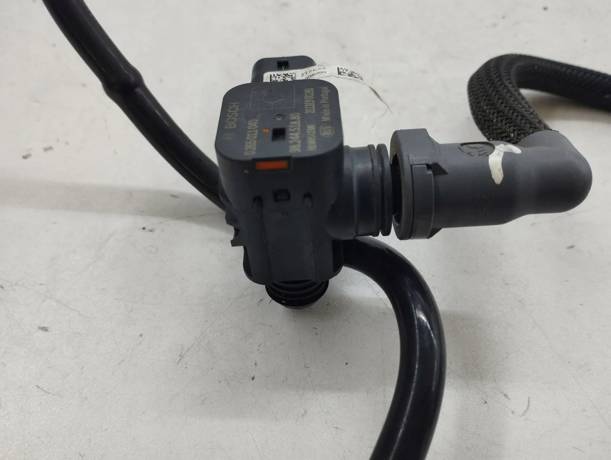 Opel Mokka B 2022 Kraftstoffdrucksensor image 4
