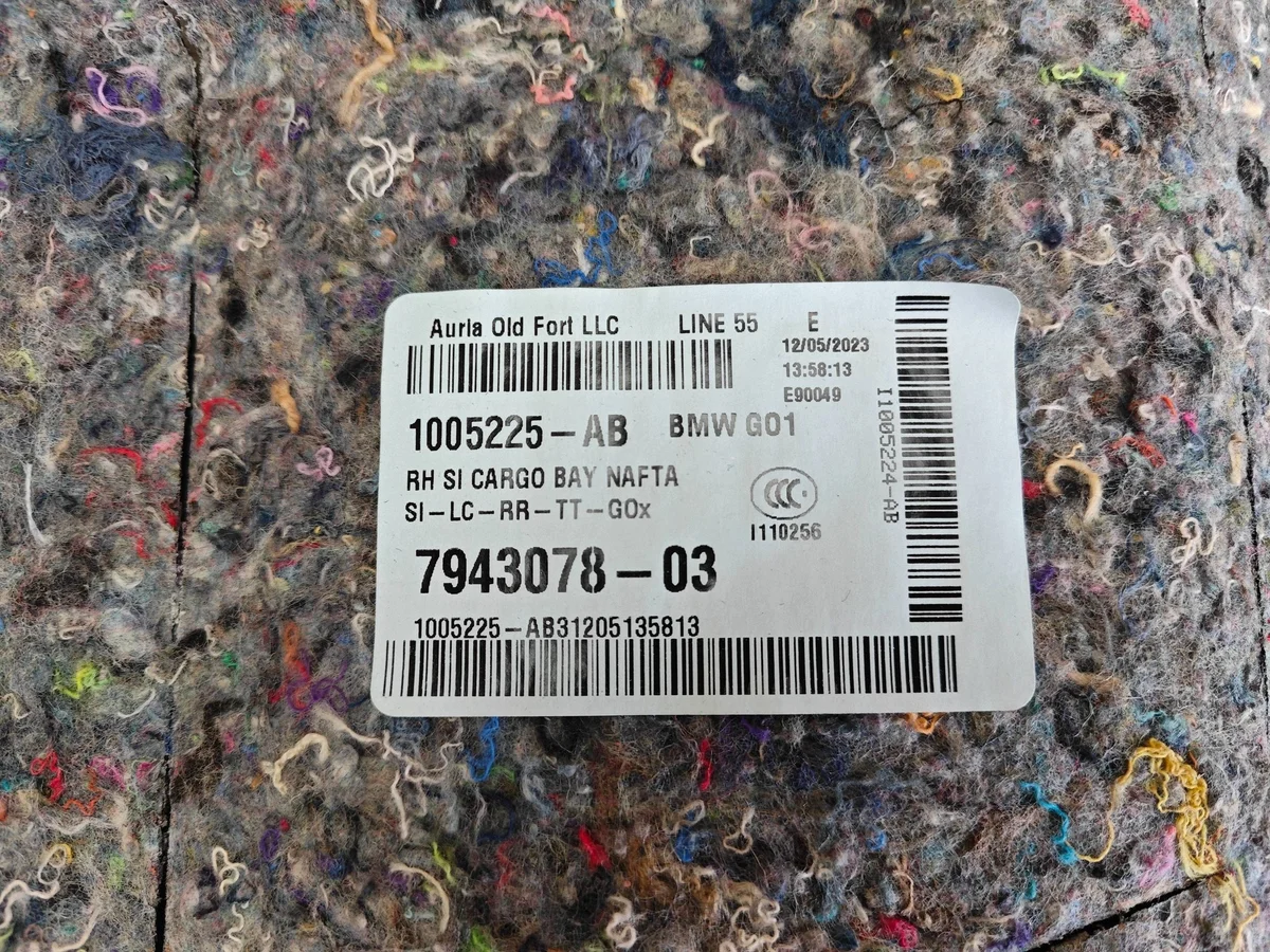 BMW X3 G01 LCI - Cache coffre droit image 3