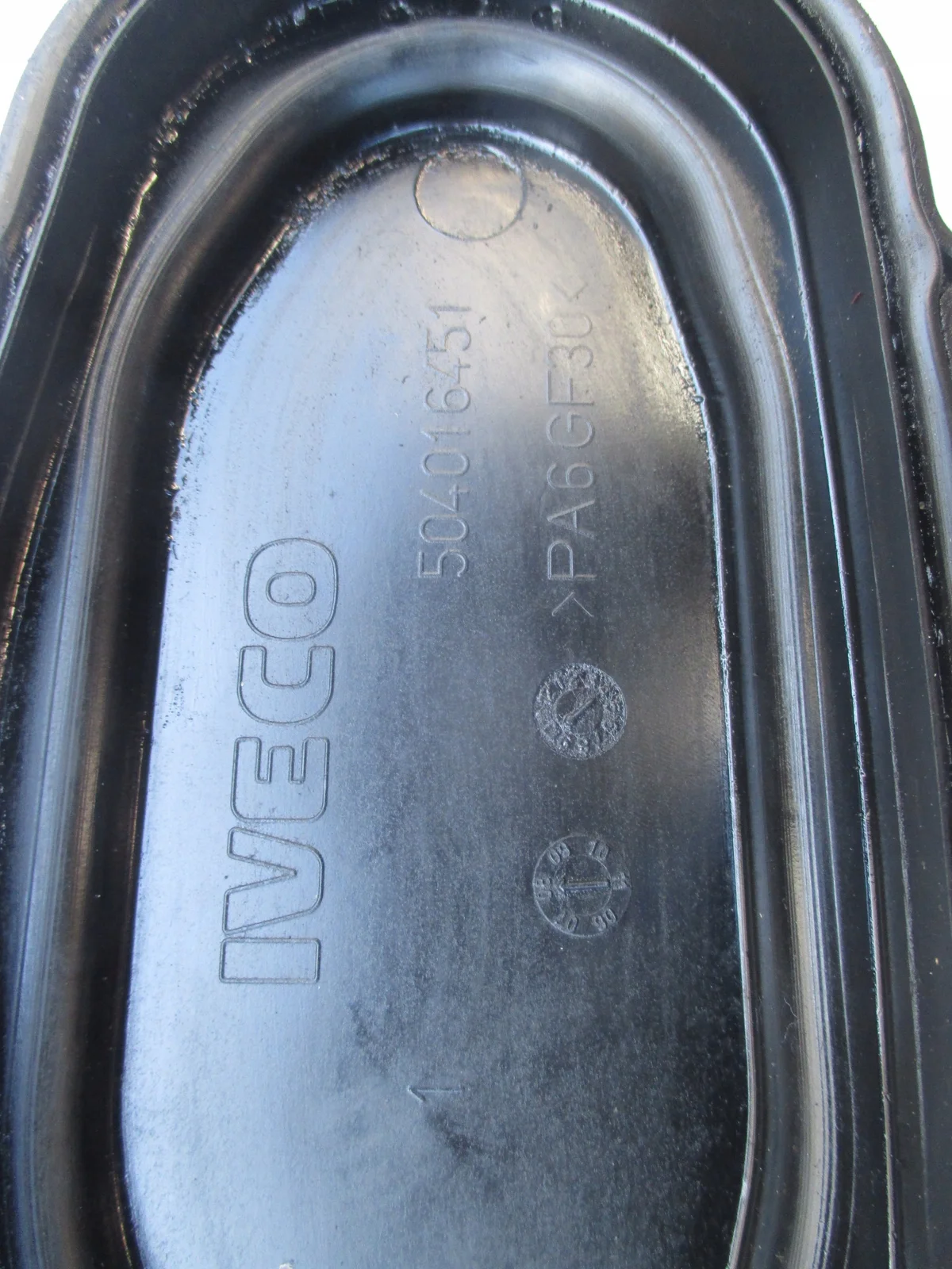 Tampa Tanque Combustível Iveco Daily 2014- image 3