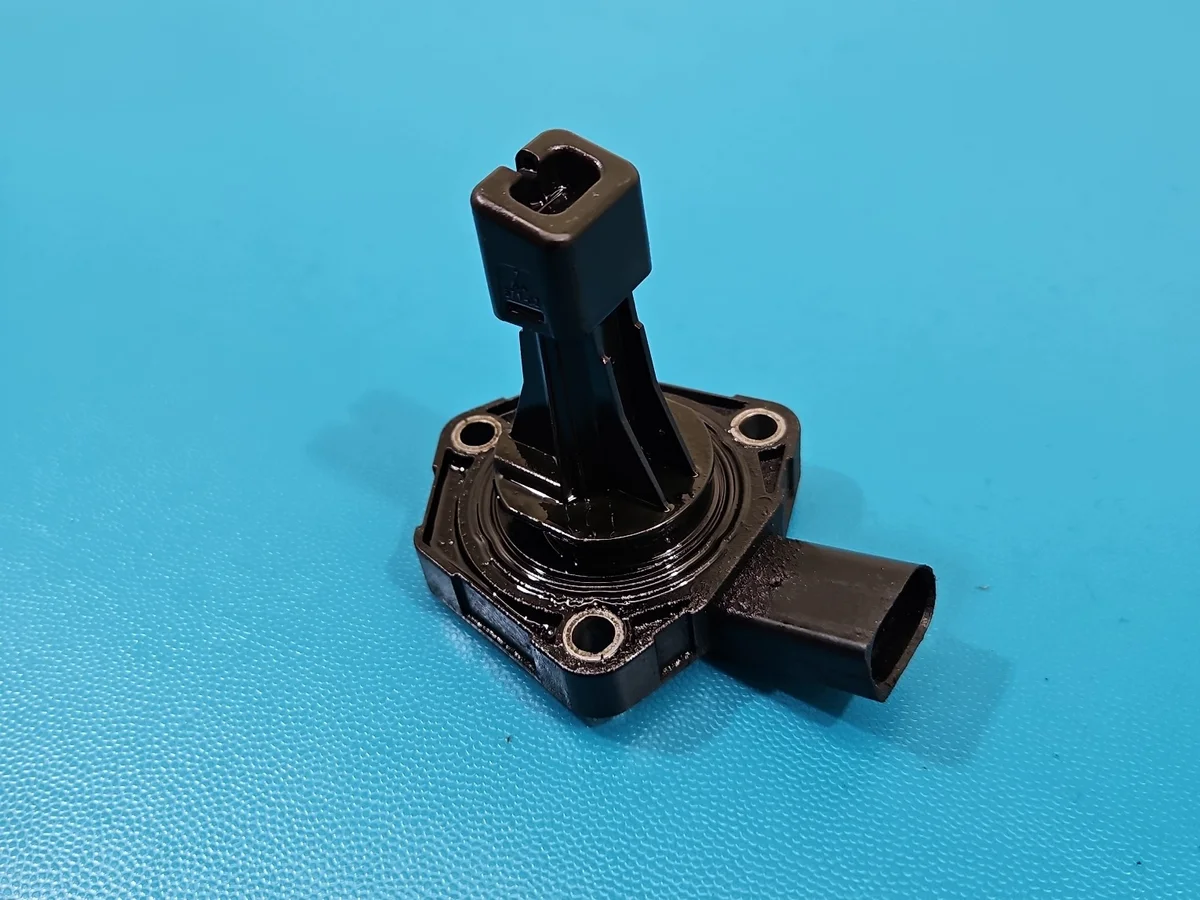 Sensor Nivel Aceite VW Touran II 2.0 TDI