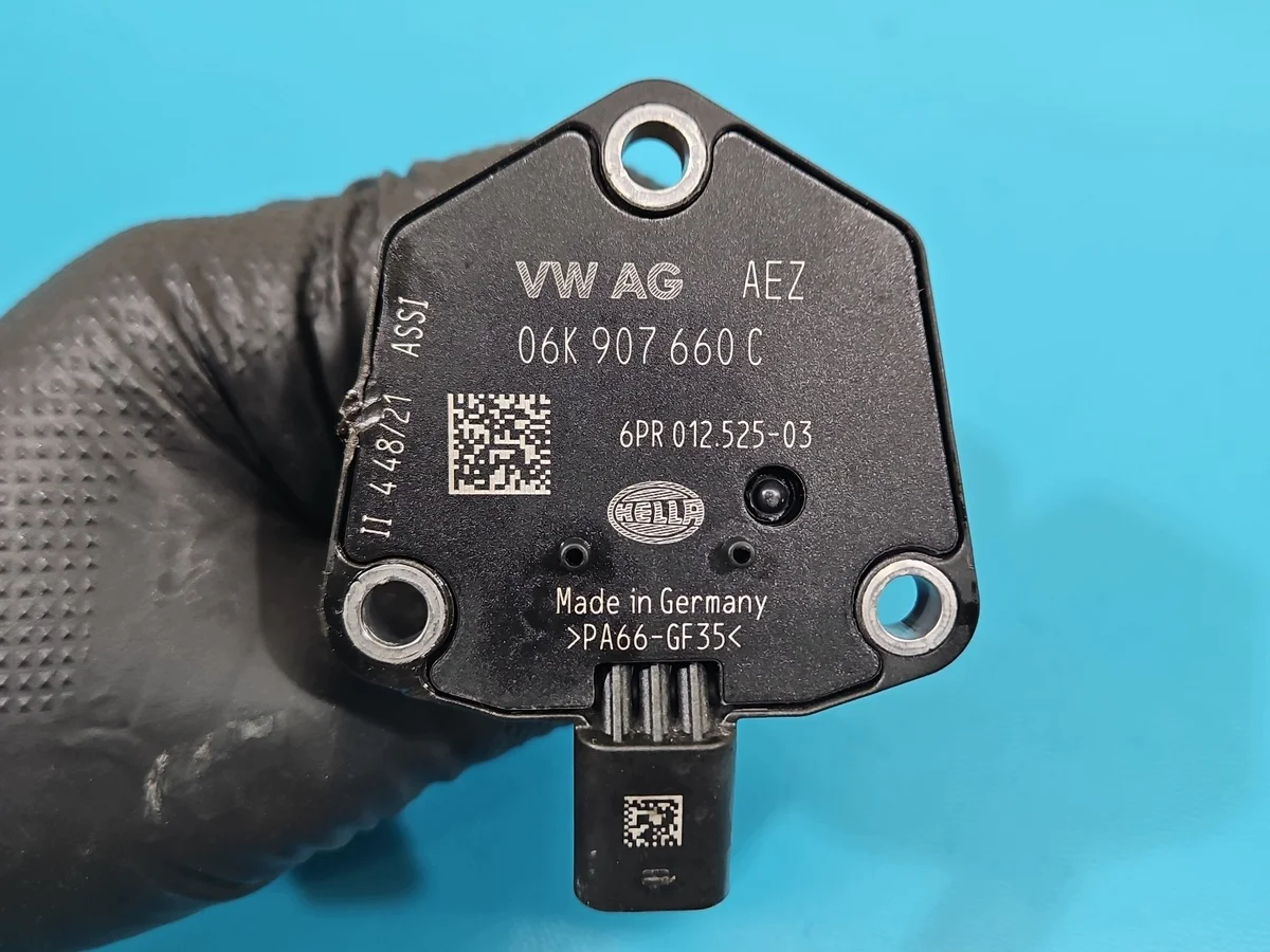 Sensor Nivel Aceite Skoda Fabia IV 1.0 TSI image 5