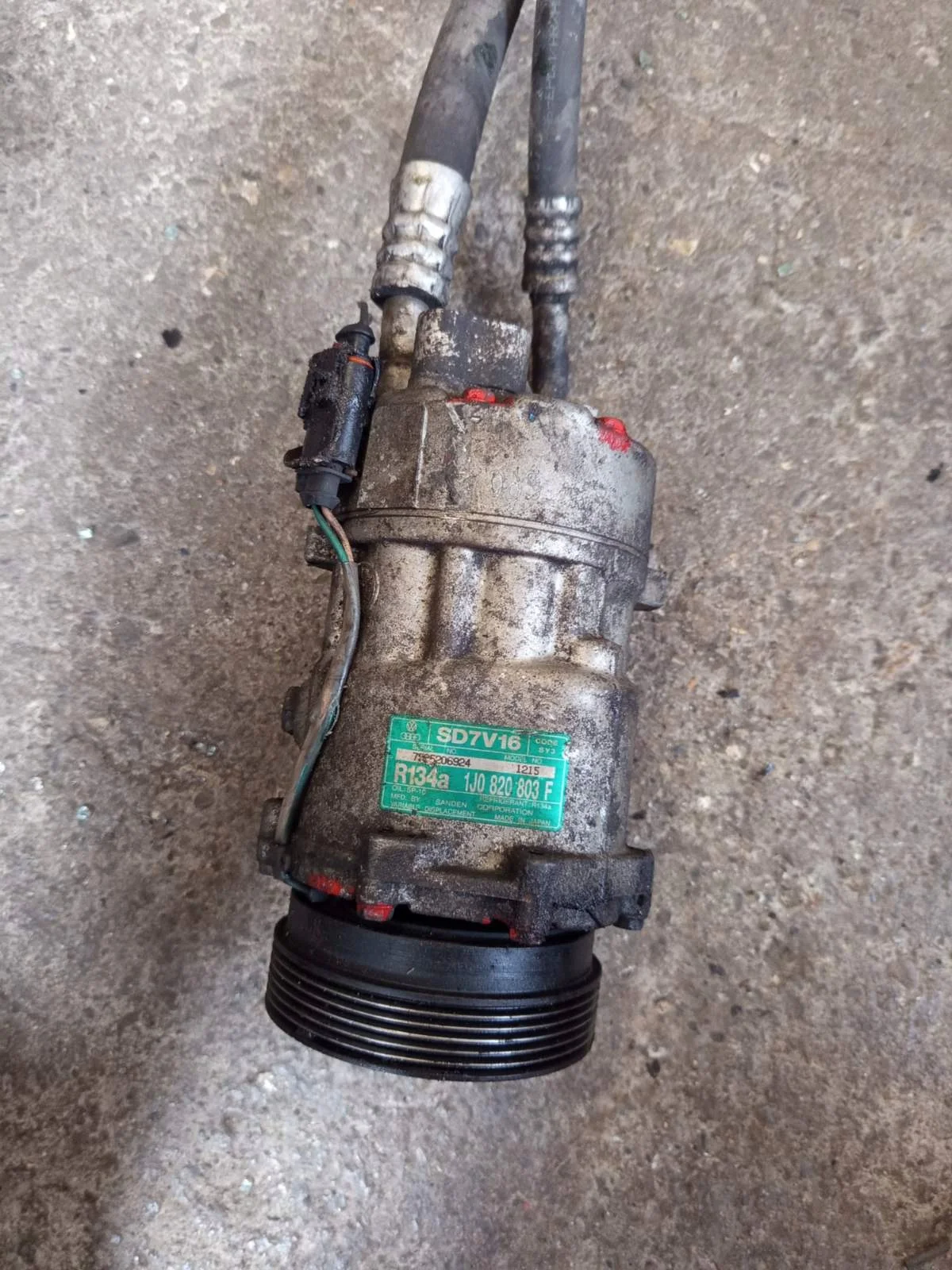 Compressore clima VW Golf IV 1.4 usato