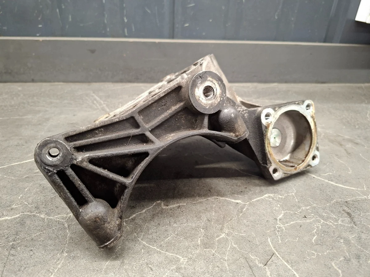 Ohjaustehostimen pumppu Opel Frontera B 2.2DTI image 7