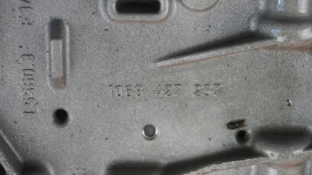 BMW E87 2.0 B 122KM N34B20A mechatronic image 10
