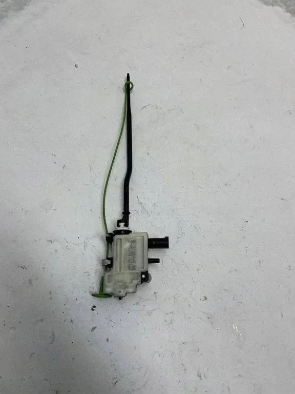 BMW 5 F10 F11 Fuel Flap Lock Used