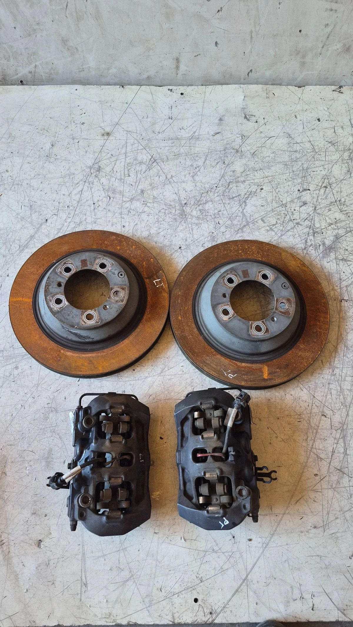Bremssattel Porsche Taycan 2022 XRA8375