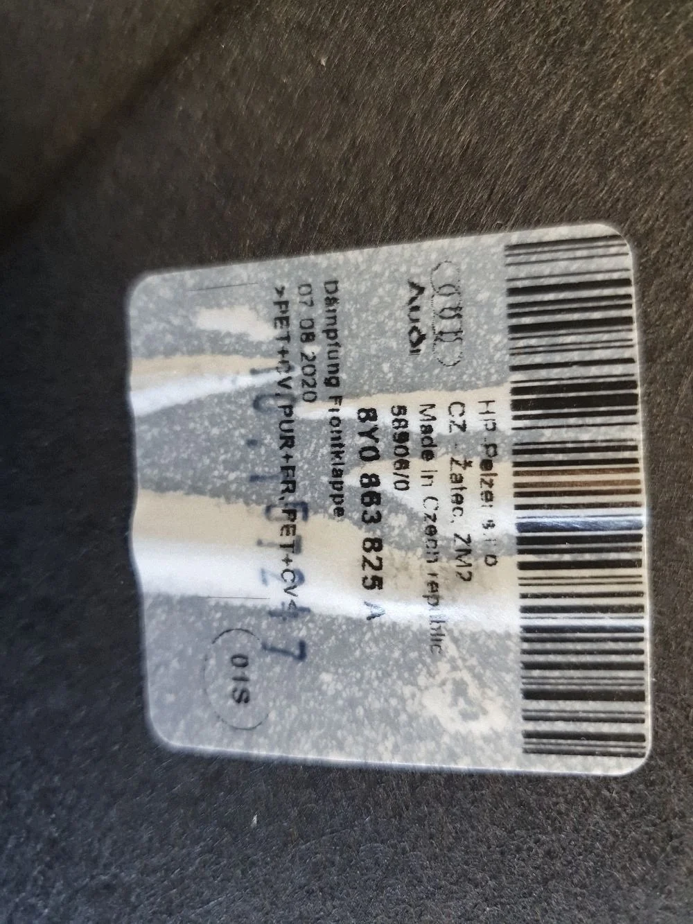 Audi A3 8Y Isolation Capot 8Y0863825A image 8