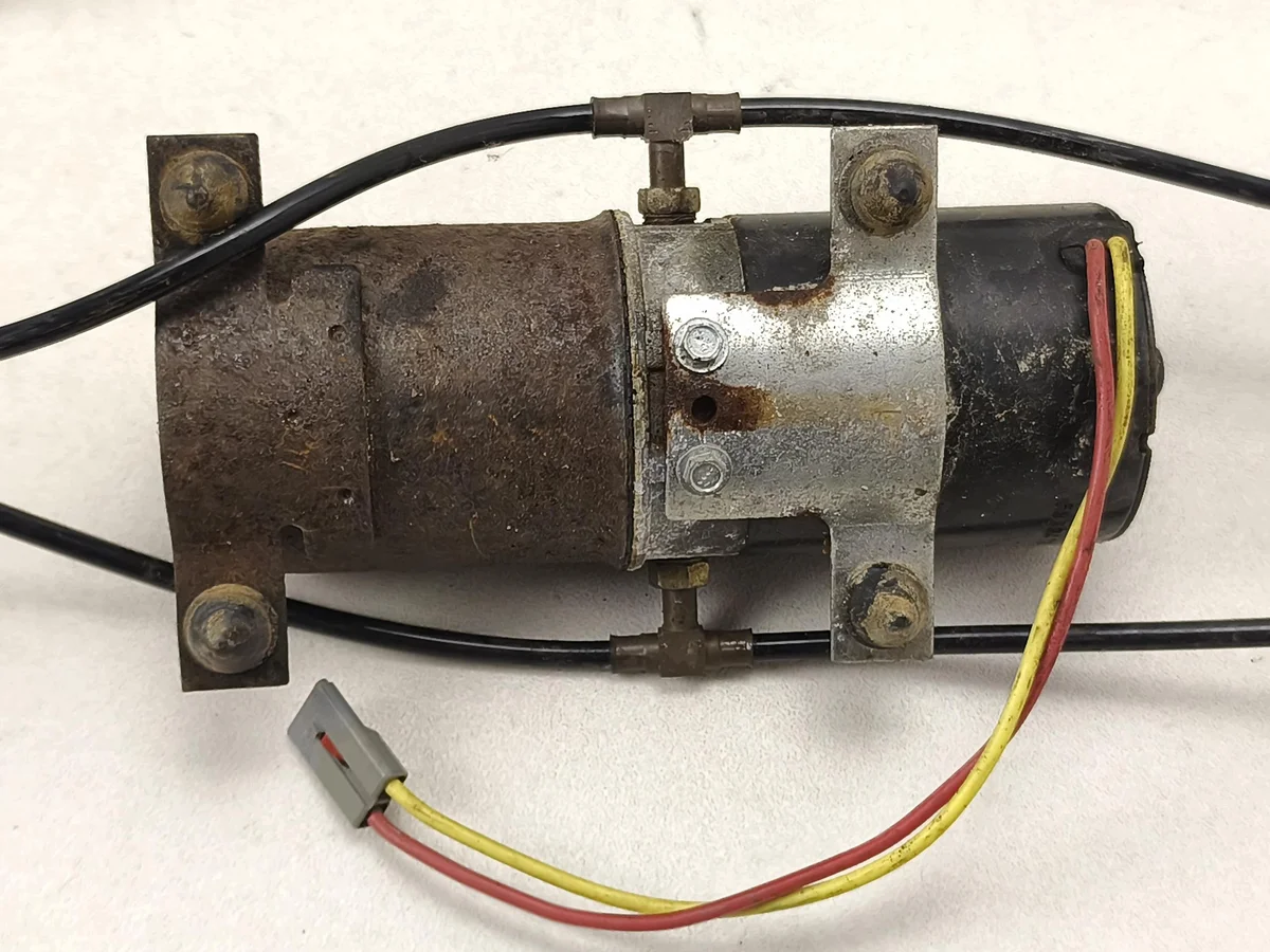 Motor Dach Ford Mustang SN95 1994-2003 image 3