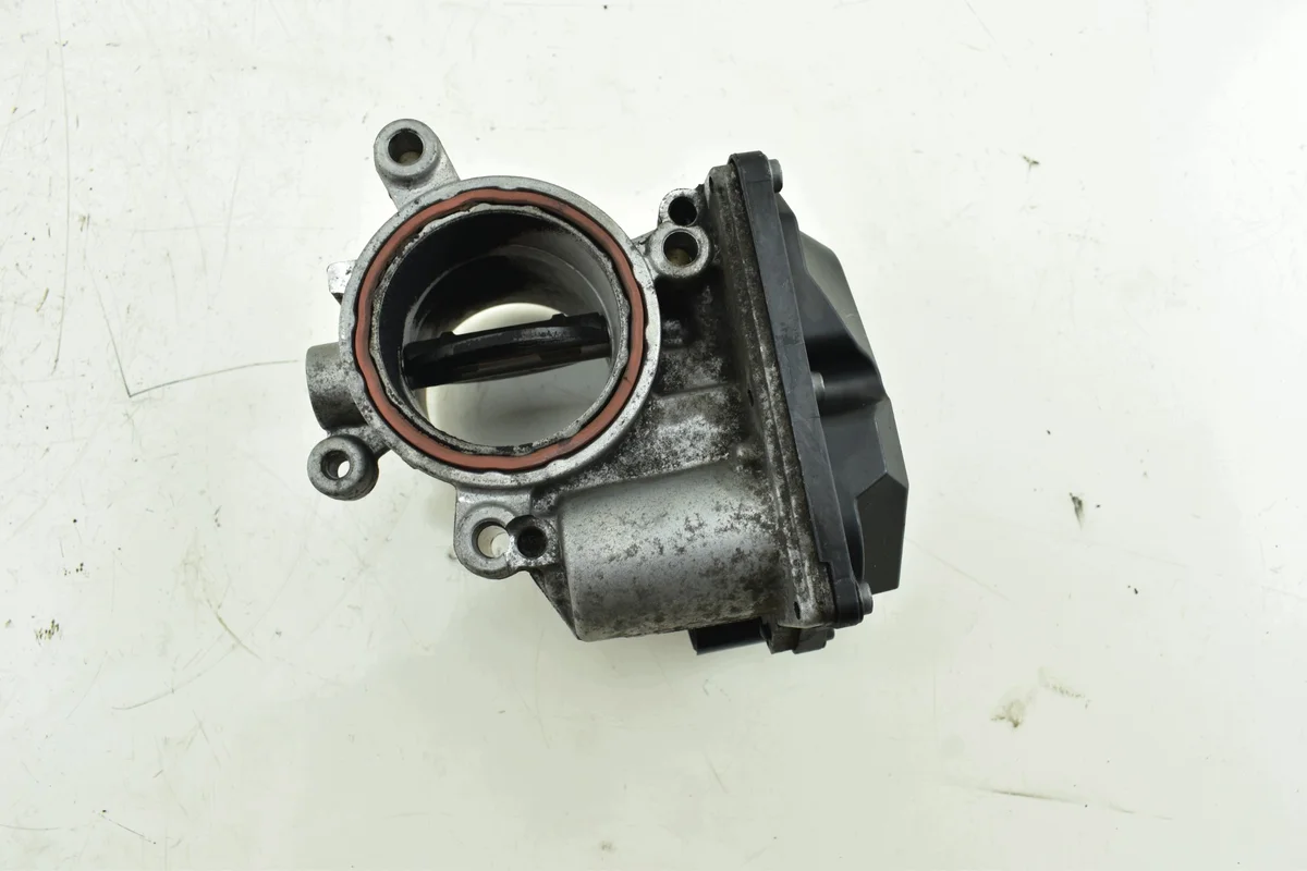 Boîtier papillon VW Passat B6 Audi A4 B8 image 3