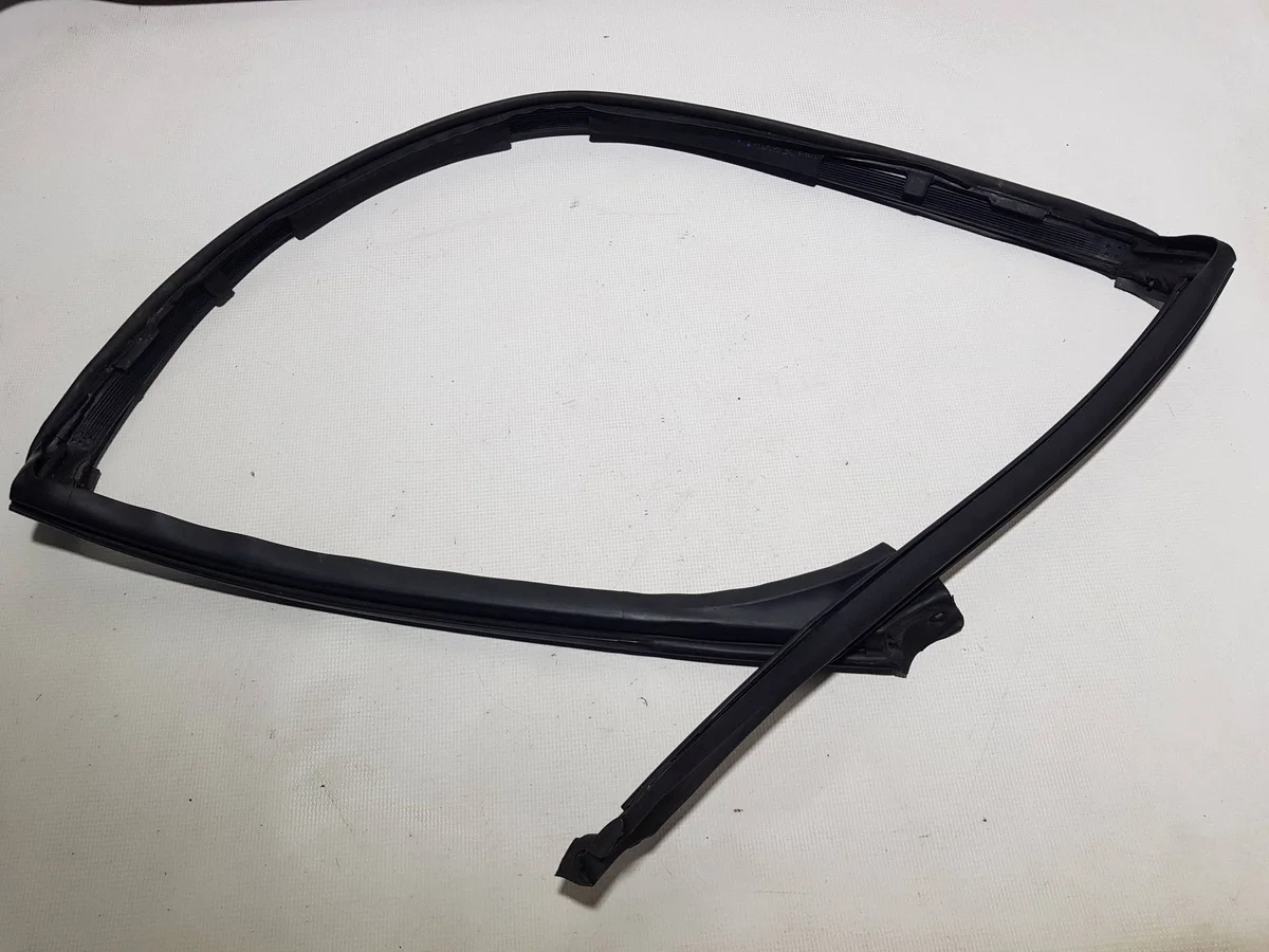 Dichtung Frontscheibe Mercedes SL R230 A2307200078BBB