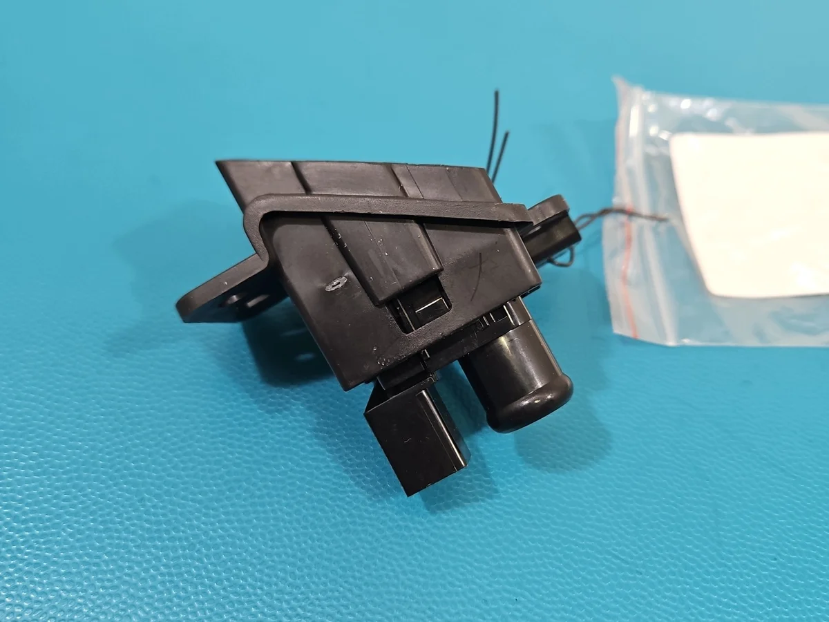 Used Interior Temperature Sensor BYD ATTO 2 II image 3