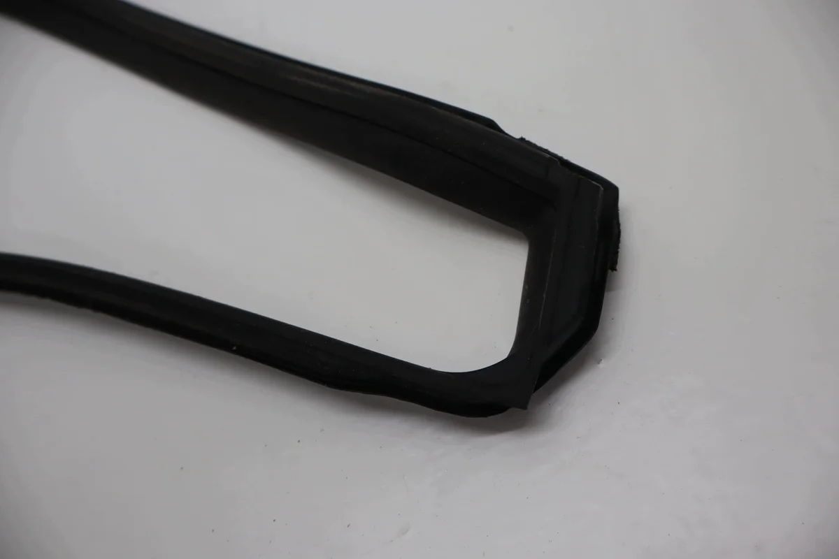 Dichting kleine ruit Toyota RAV4 V rechts achter image 3