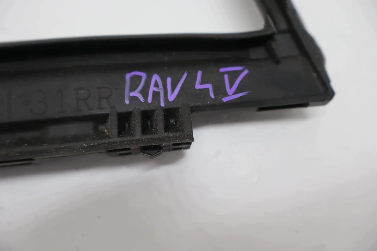 Dichting kleine ruit Toyota RAV4 V rechts achter image 5