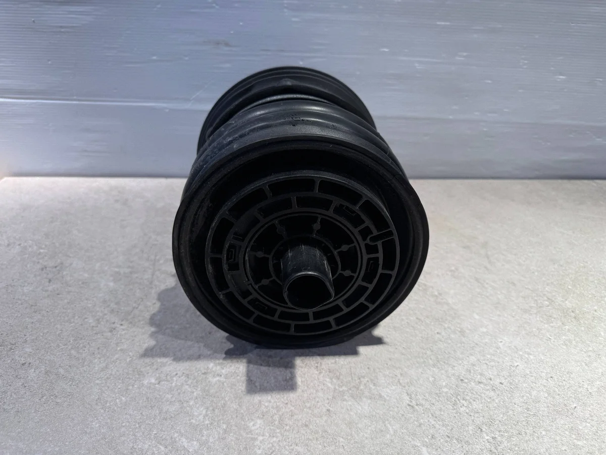 Range Rover L460 luchtvering achter M8E2-5580-AD image 3