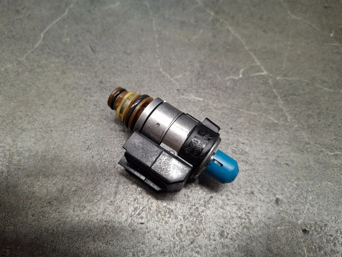 Elektroventil Getriebe Mercedes W169 A2202770998 image 3