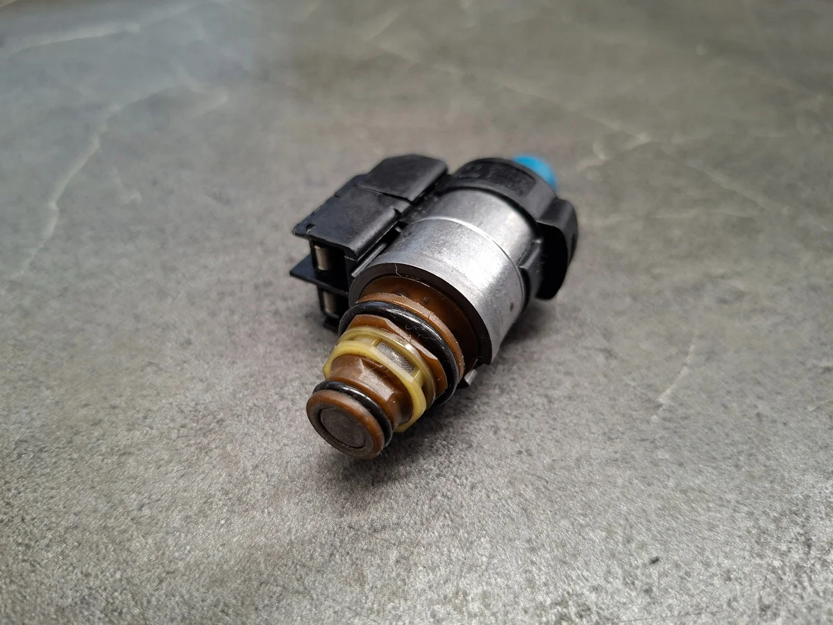 Elektroventil Getriebe Mercedes W169 A2202770998 image 5
