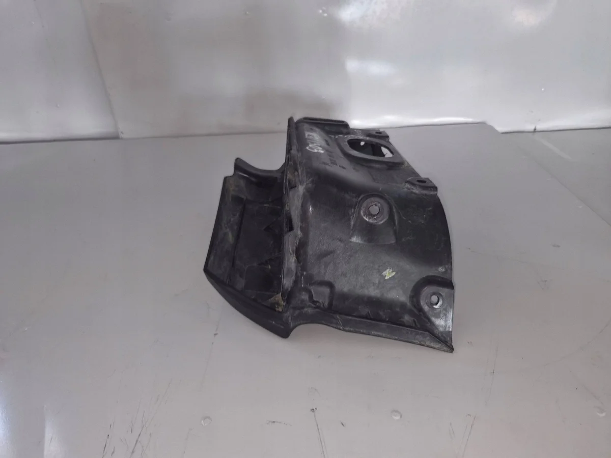 Nissan Cabstar Maxity Trittstufe rechts gebraucht image 6