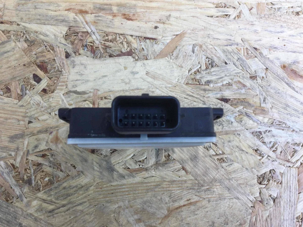 Radar Fram Land Rover Discovery Sport LR115408 image 3