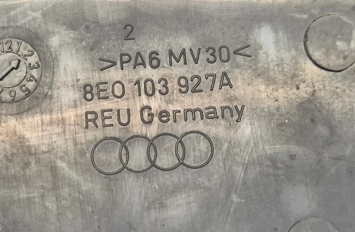 Suojus ohjaustehostimen säiliölle Audi A4 B6 image 3