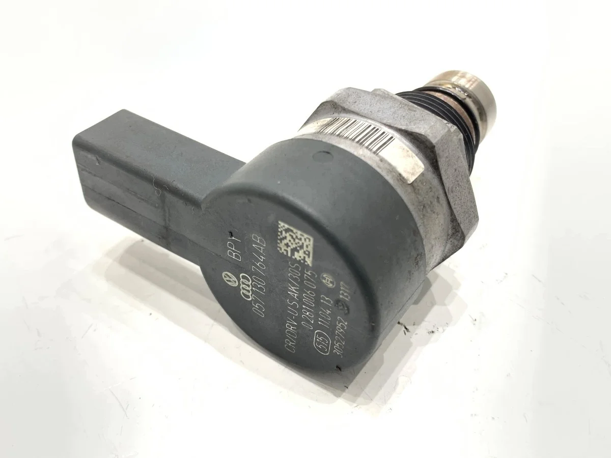 Régulateur de pression carburant VW Sharan 2.0 image 3