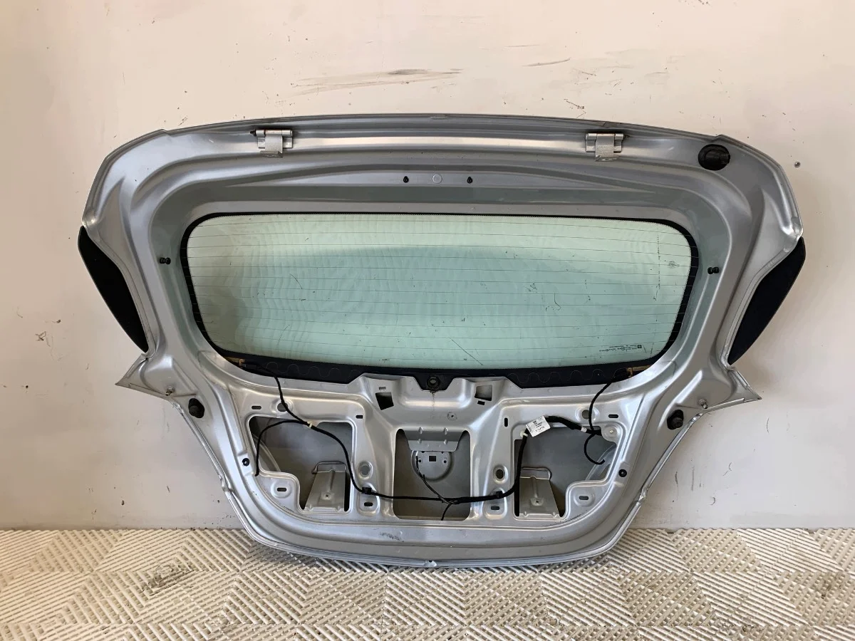Baklucka Opel Corsa E Hatchback Använd image 6