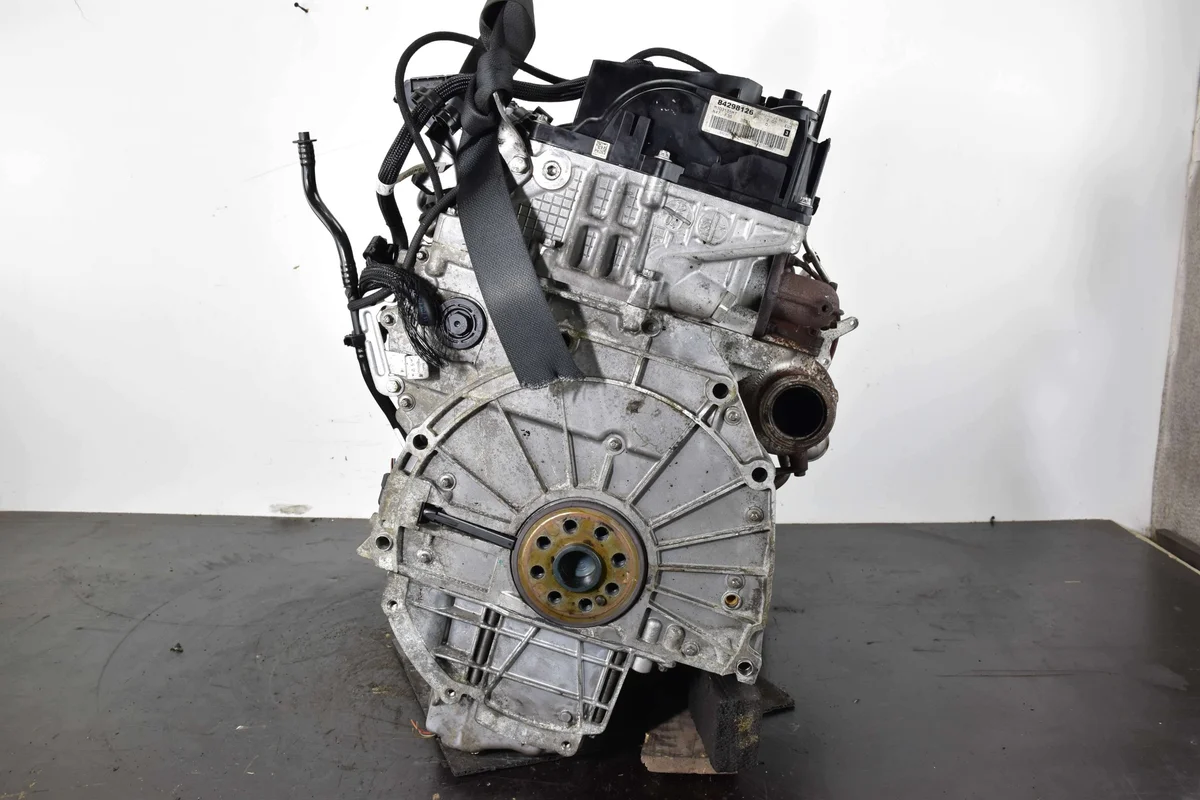 BMW 2.0d 143KM N47D20C moottori image 6
