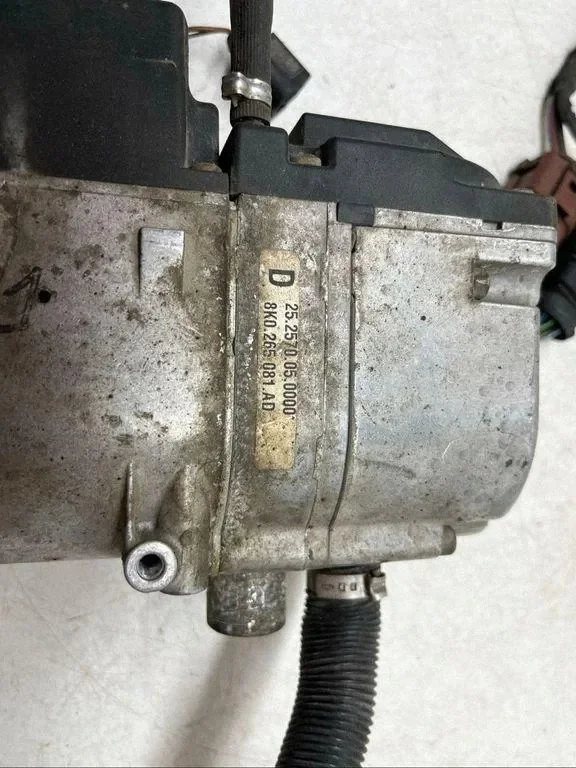 Webasto Audi A4 S4 B8 8K 8K0265081AD image 5