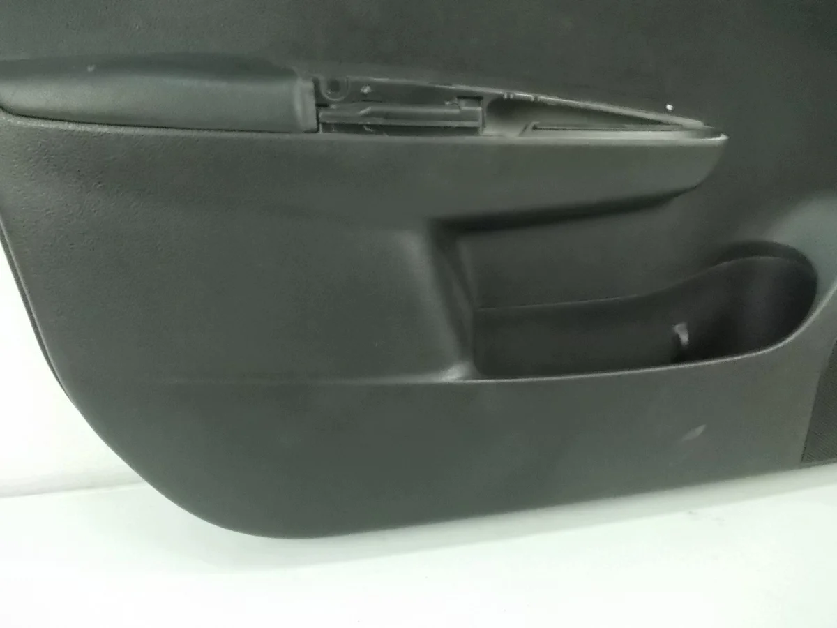Subaru Impreza GH Door Trim Panel Left Front image 6
