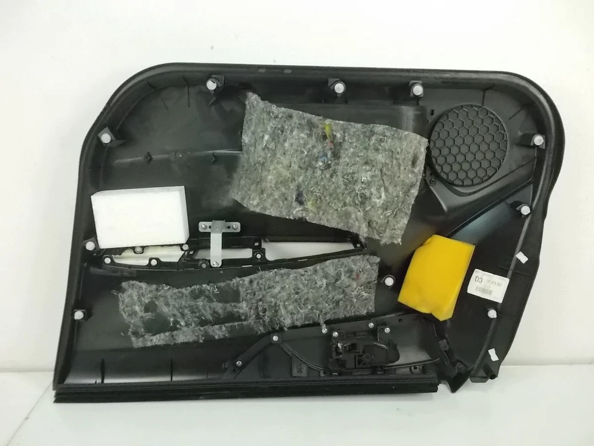 Subaru Impreza GH Door Trim Panel Left Front image 7