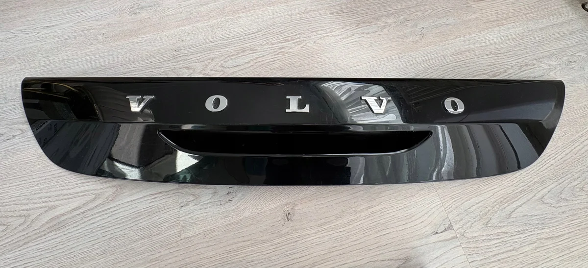 Volvo V40 XC40 12- Zierleiste Heckklappe 31301301