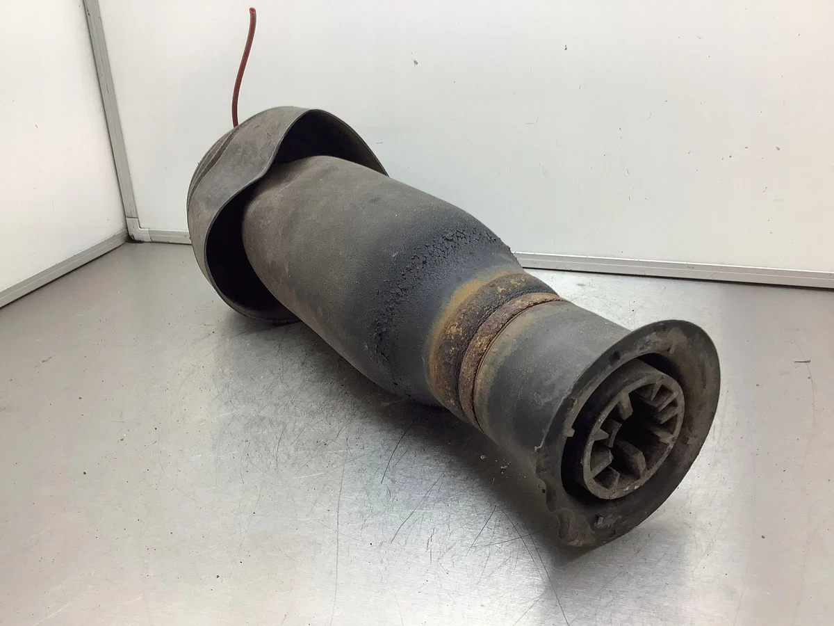BMW 5 E60 E61 Rear Air Spring 10493010 image 3
