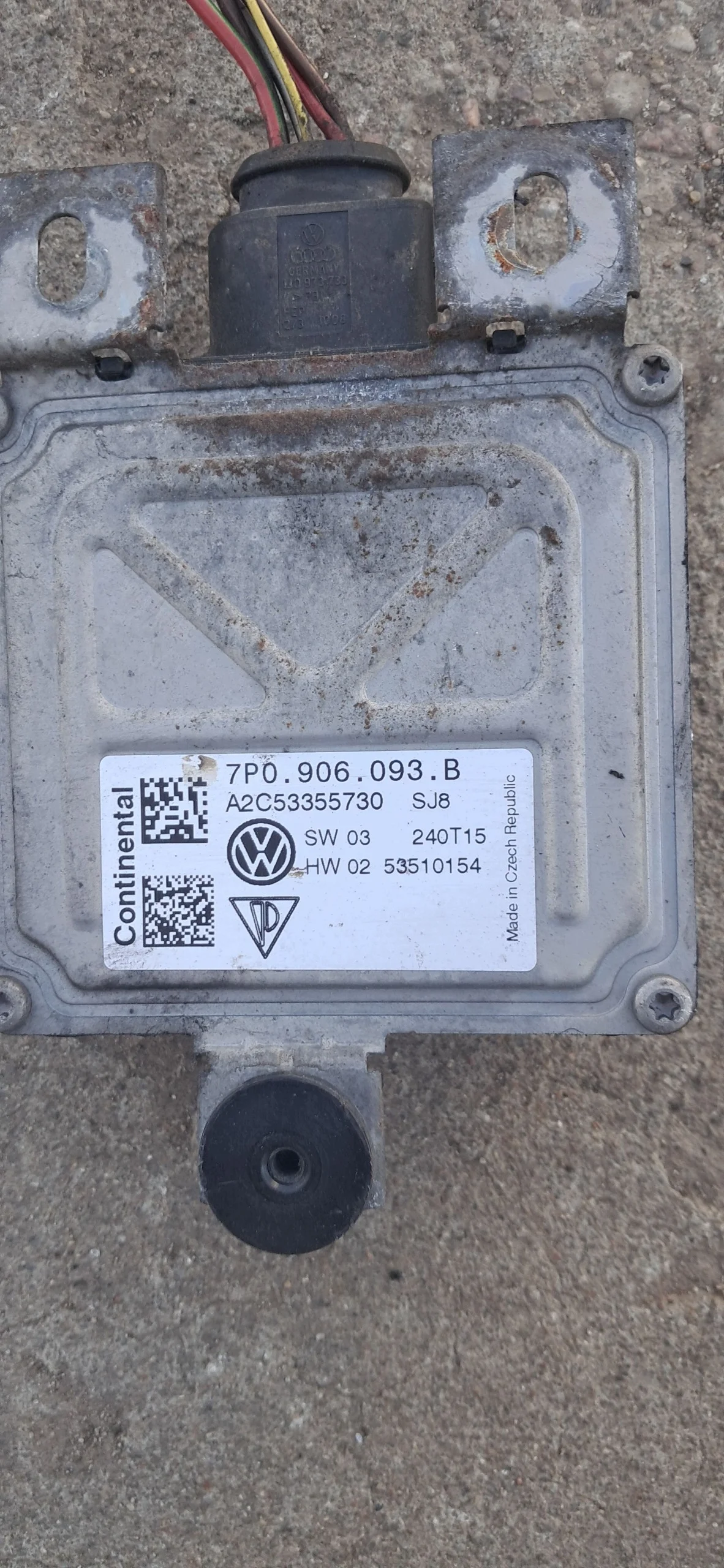 VW Touareg 7P Fuel Pump Control Module 7P0906093B image 3
