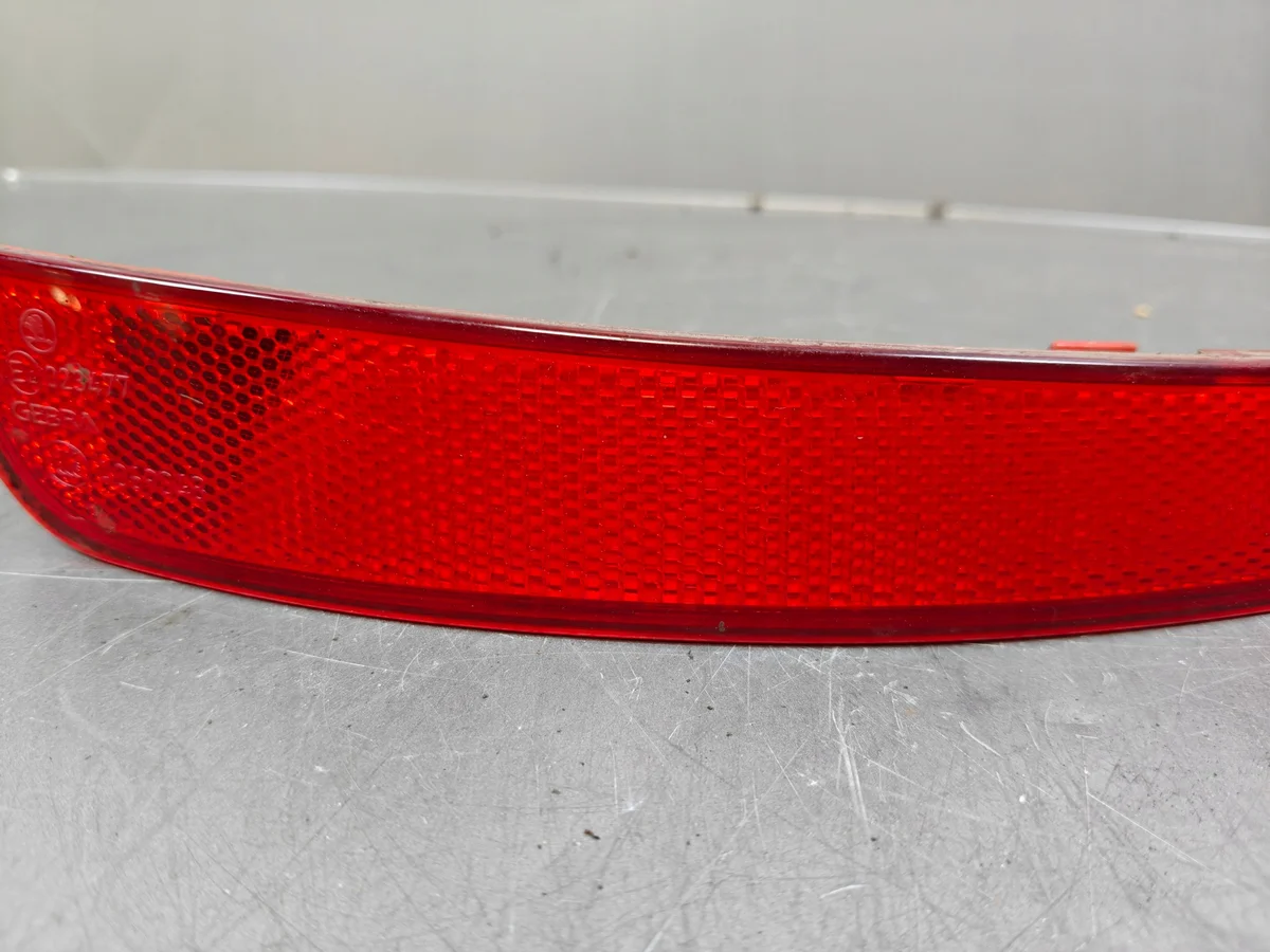 Riflettore posteriore sinistro Skoda 5E9945105 image 3