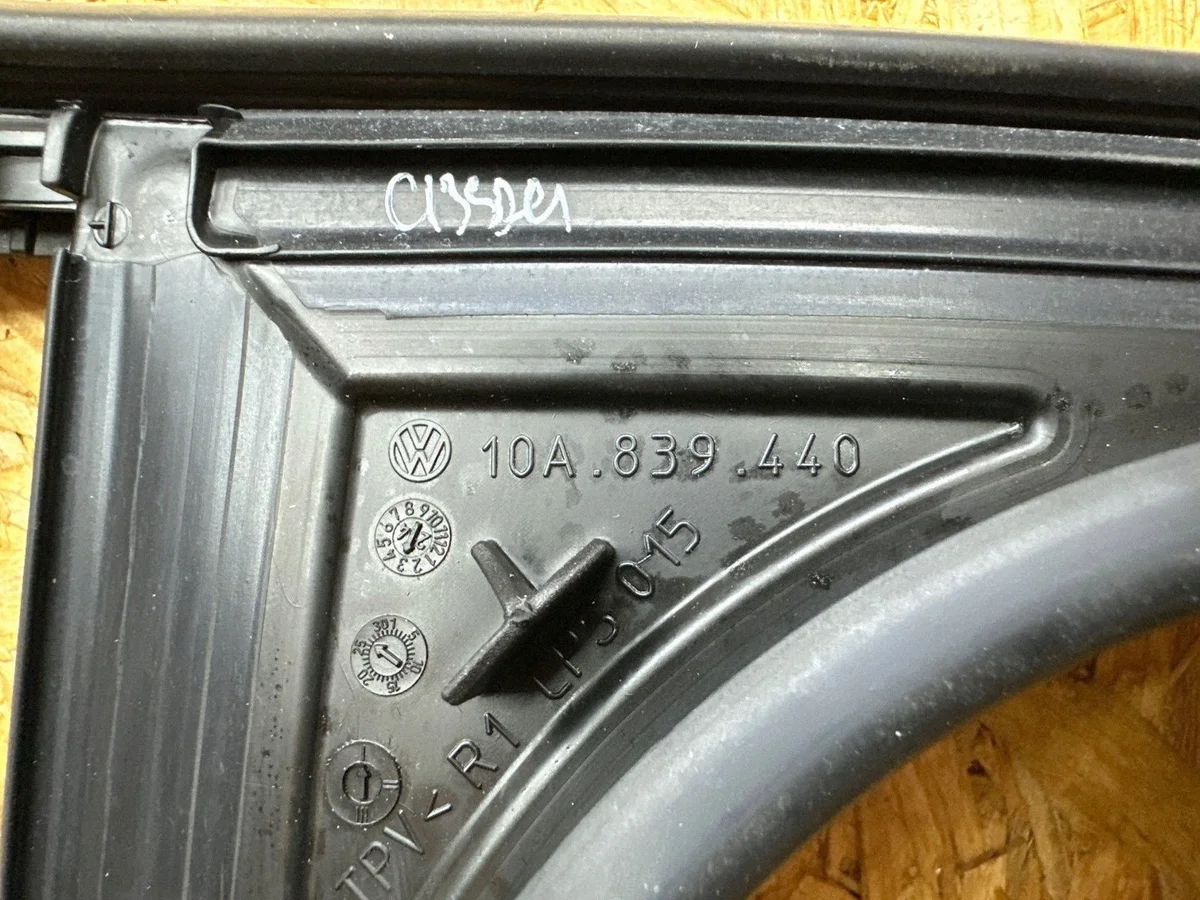 2024 VW ID.3 Leiste Heckscheibe 10A839440 image 4