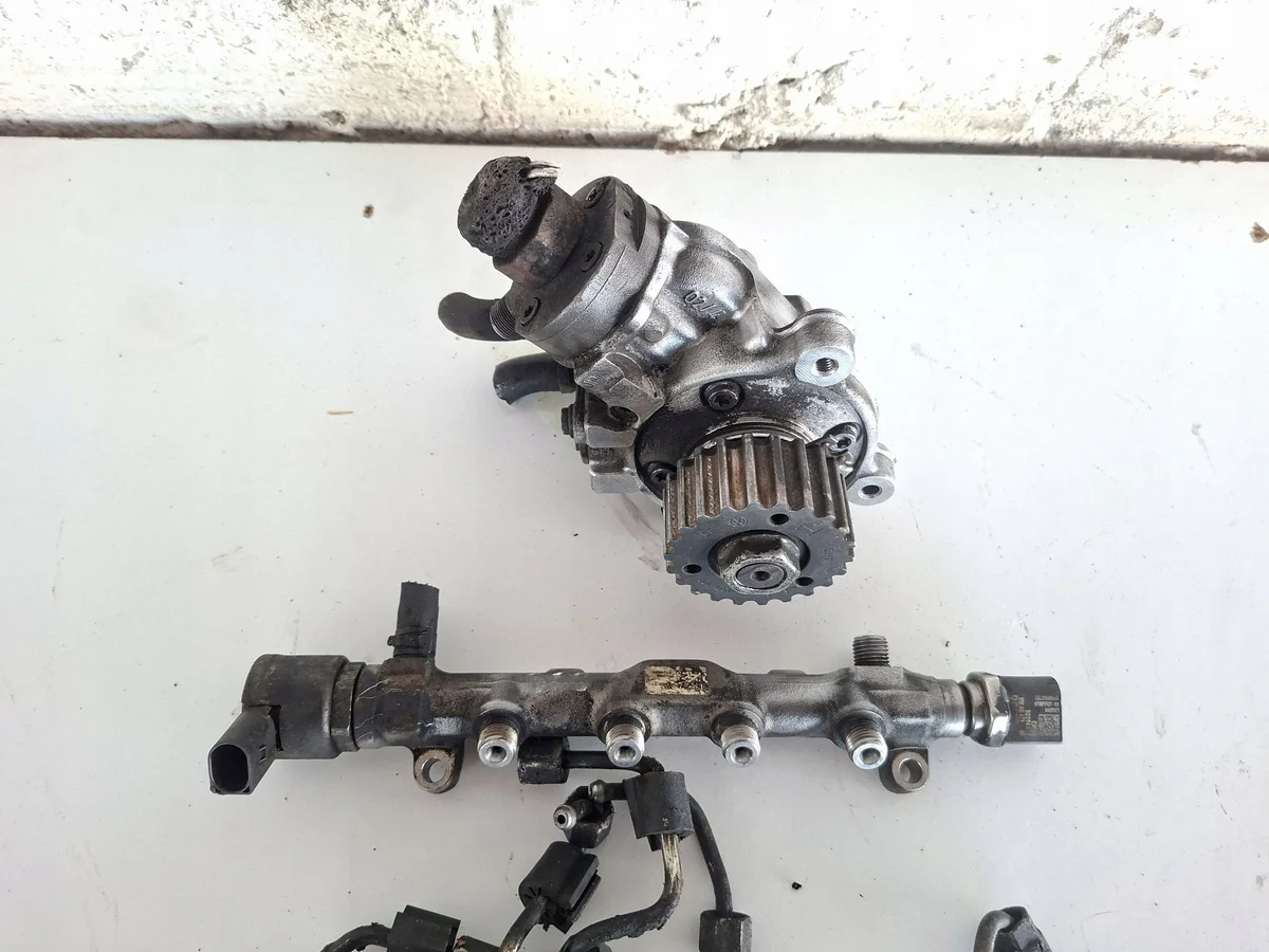 Injecteur Volkswagen Passat B8 0445110835 image 4