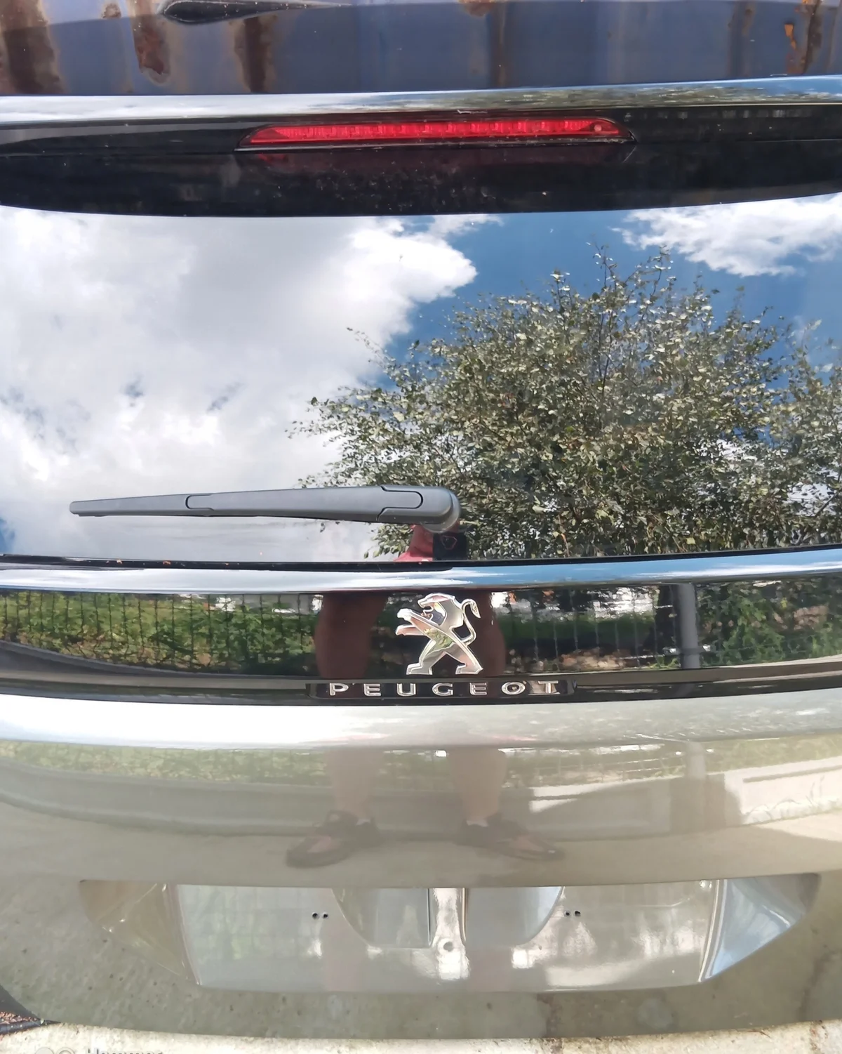 Peugeot 5008 II GT Klappe Kofferraum elektrisch image 4