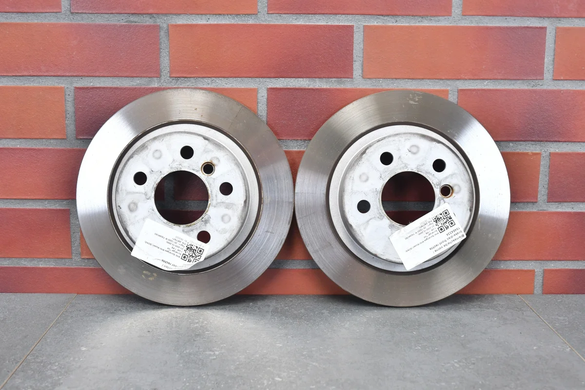Bremsen Scheiben Beläge Hinten BMW 1 F40 image 4