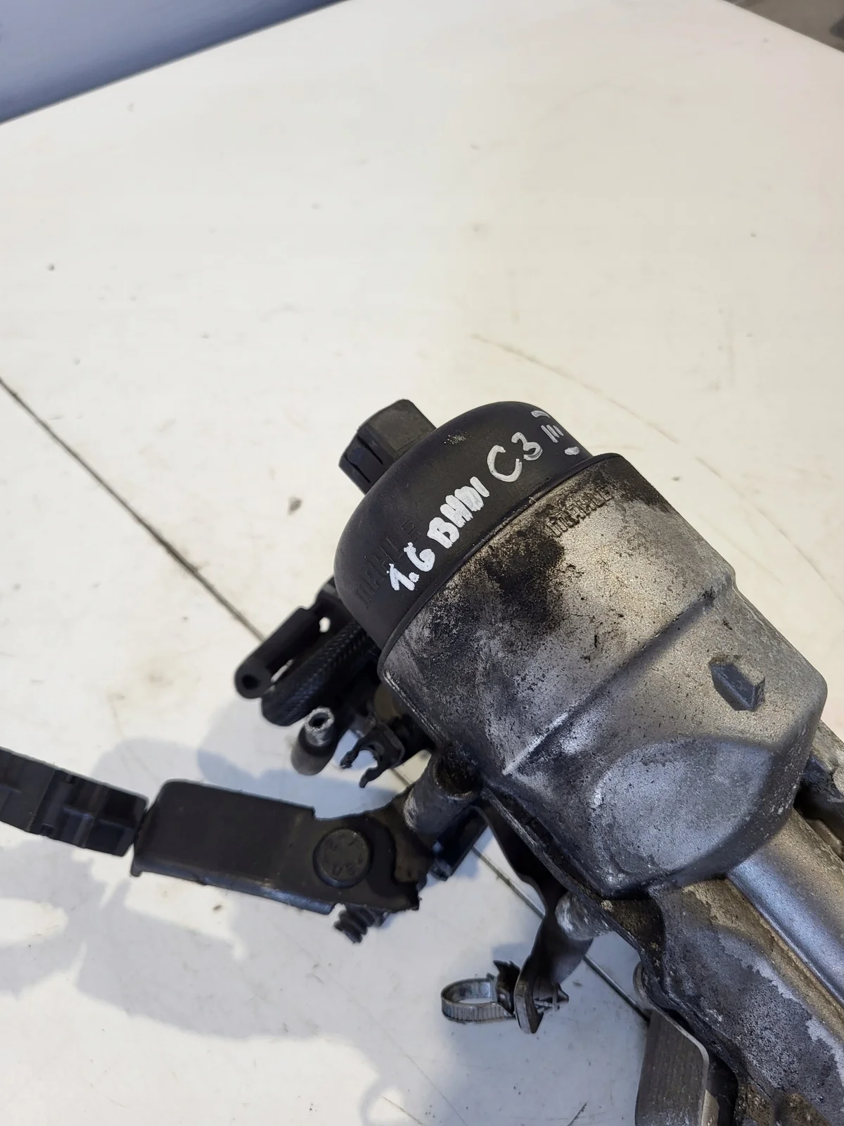 Citroen Ölfiltergehäuse 9801622280 gebraucht image 8