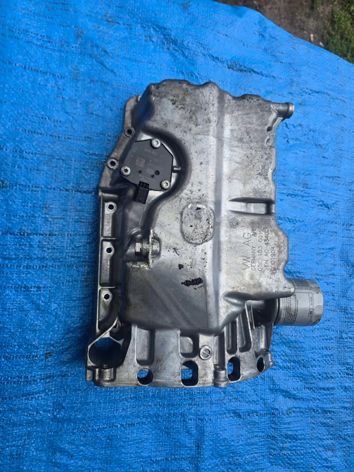 Oljepanna VW/Audi 1.5TSI 1.5TFSI 35TFSI 05E103601C