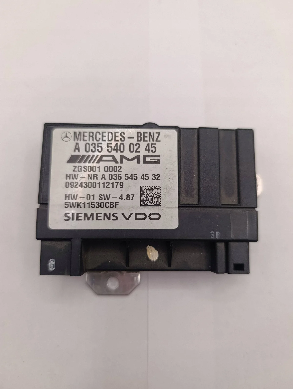 Polttoainepumpun moduuli A0355400245 Mercedes